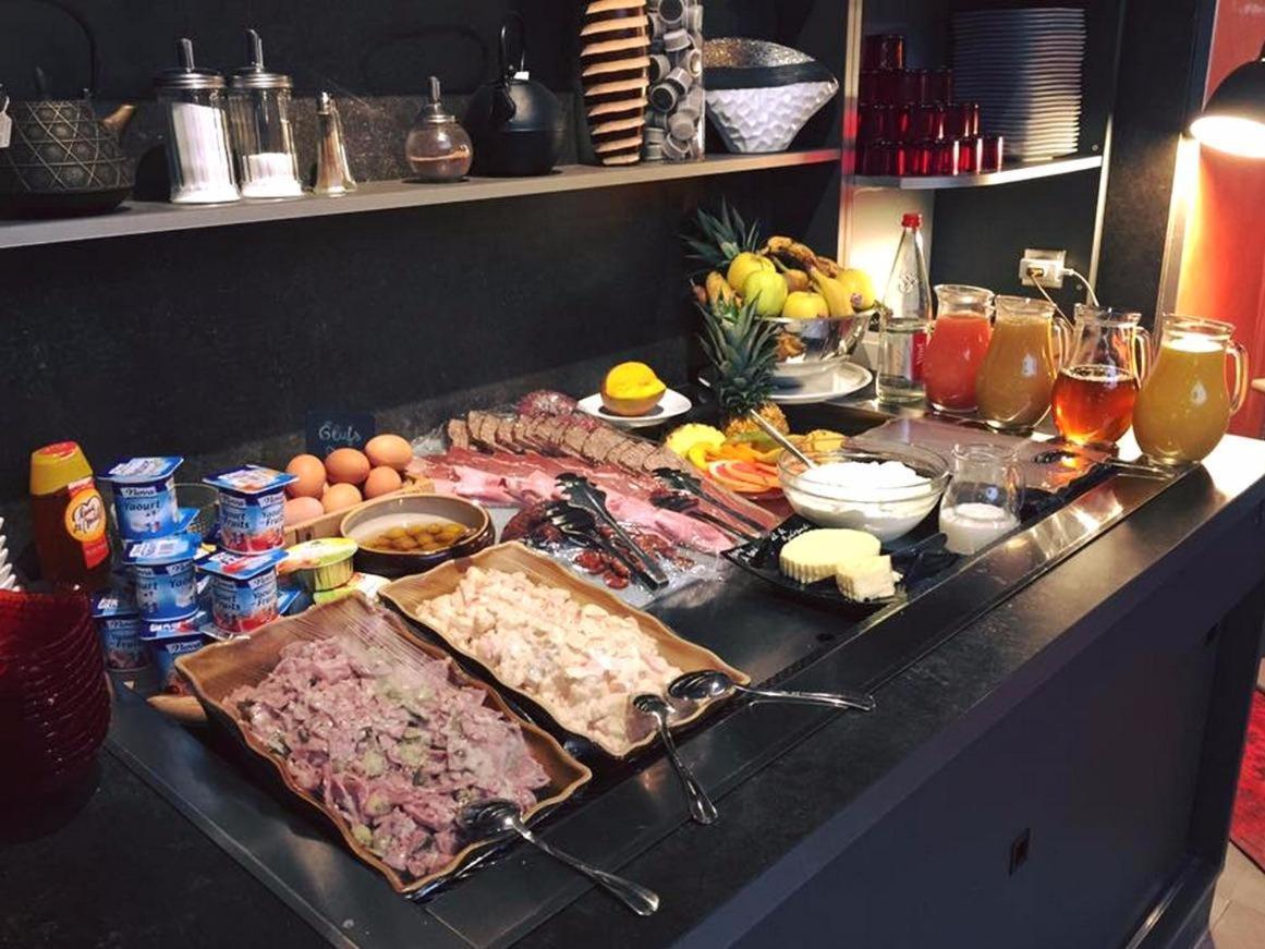 Logis Central Hotel - Restaurant & Spa Bort-les-Orgues Esterno foto